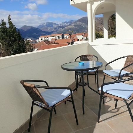 Apartments Jadran Tivat Exteriör bild