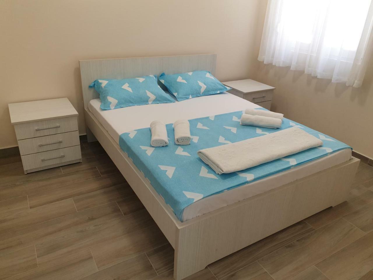 Apartments Jadran Tivat Exteriör bild